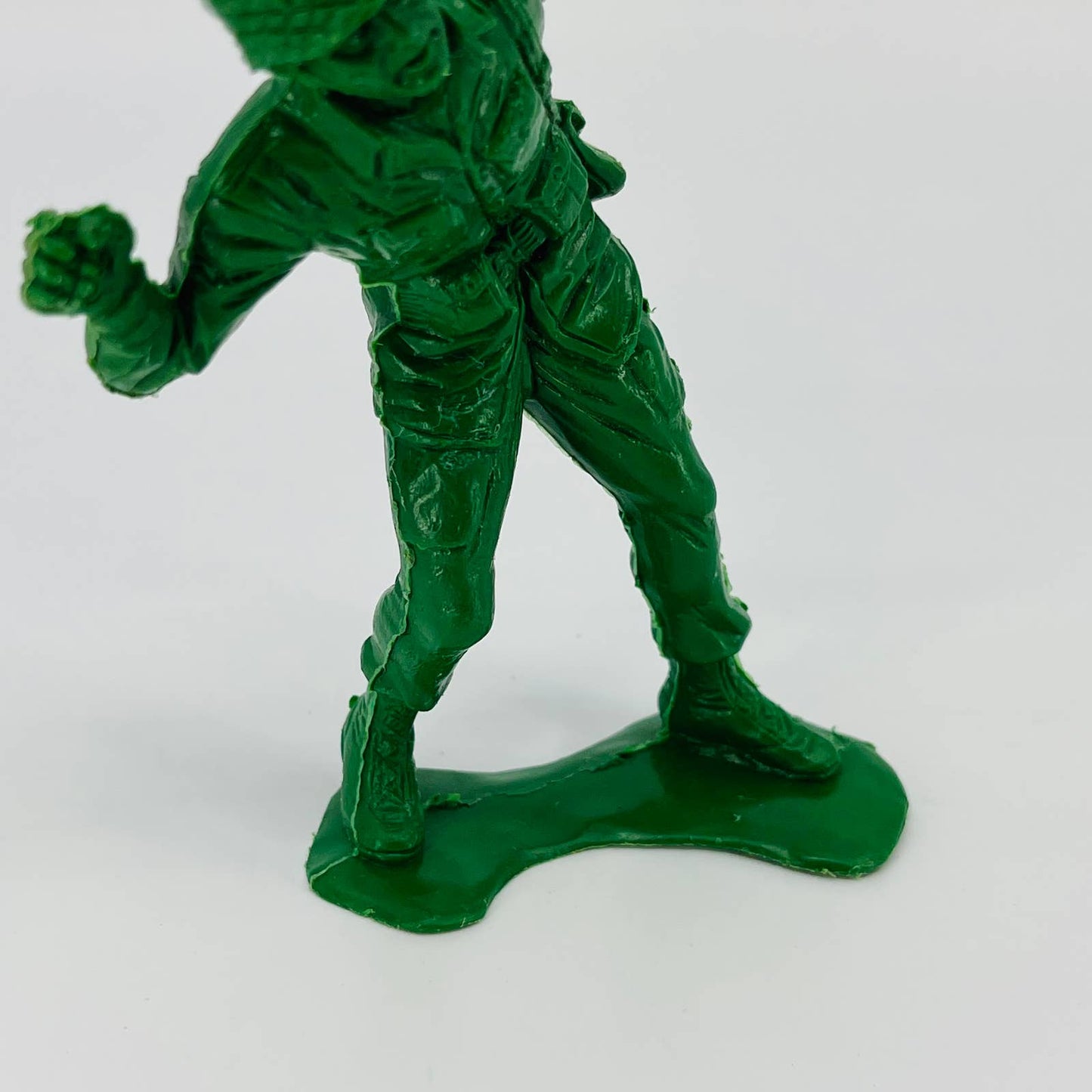1960s Large Jumbo 5-6” Green Plastic Toy Soldier Throwing Grenade TD9