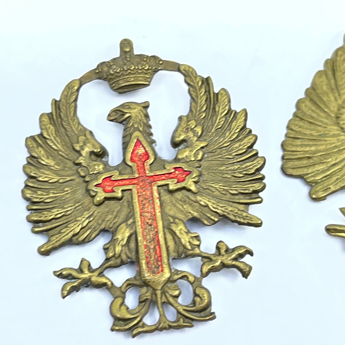 c1942 WWII Spanish Military Helmet Insignia Eagle Cross Crown Set of 2 SE1-3