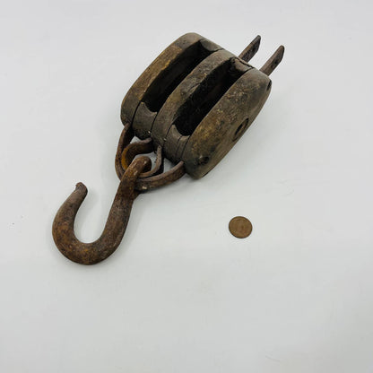 Vintage Antique Farmhouse Primitive Wood and Metal Pulley w/ Hook 9x3 TA9