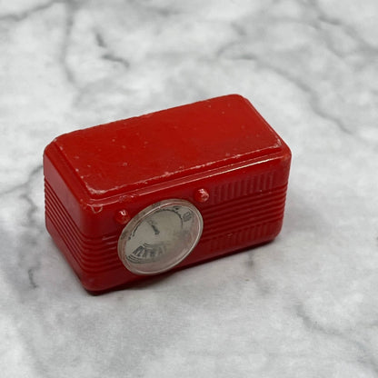 Vintage 1940s Renwal Dollhouse Miniature Red Plastic Table Radio SE7