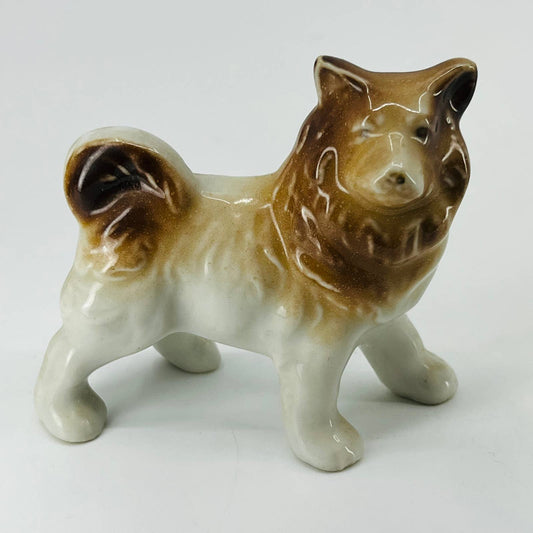 Vintage Collie Dog Figurine Hand Painted Porcelain Ceramic 2.5” SA5