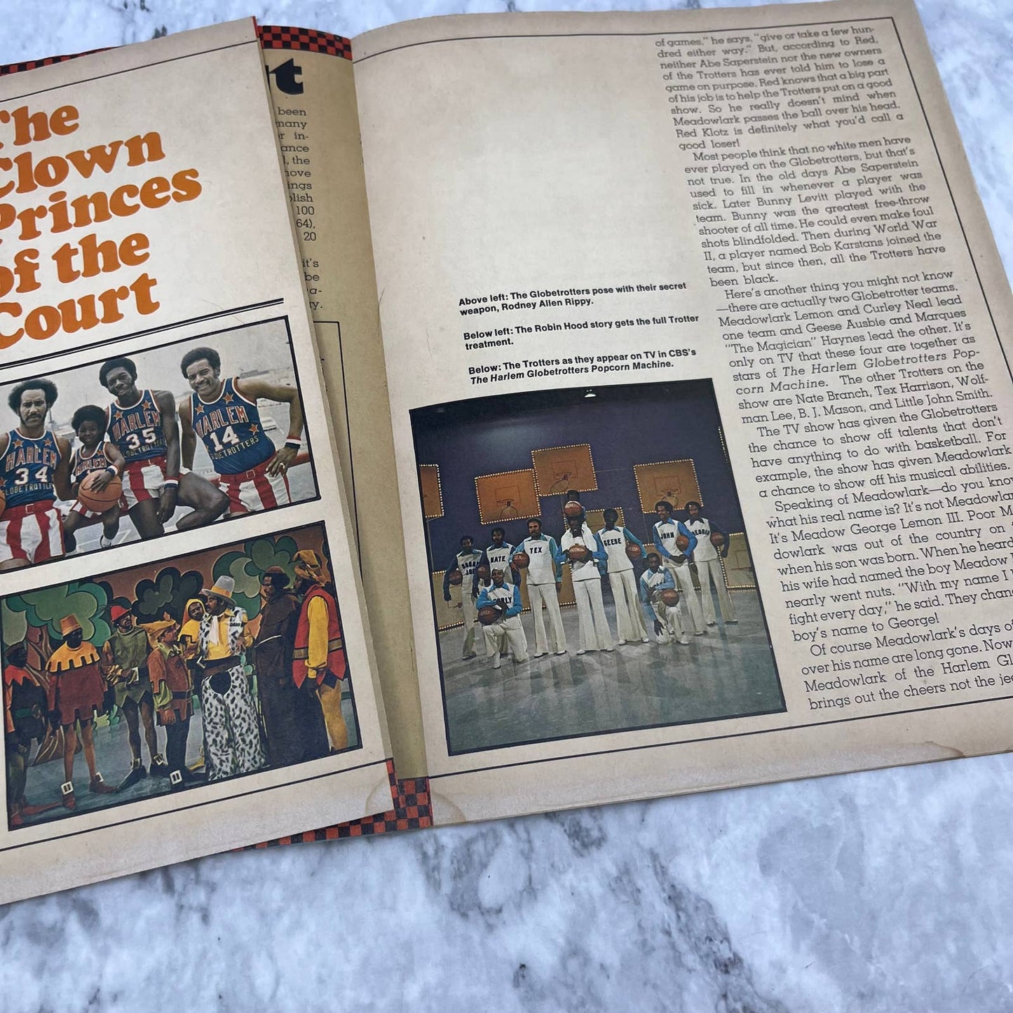 Dynamite Magazine No. 19 Attention Attention The New Men Of M.A.S.H. 1975 TJ4