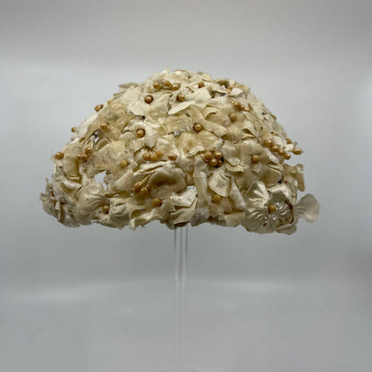 Vintage Woman’s White Velvet Flower Skull Cap Hat HB1