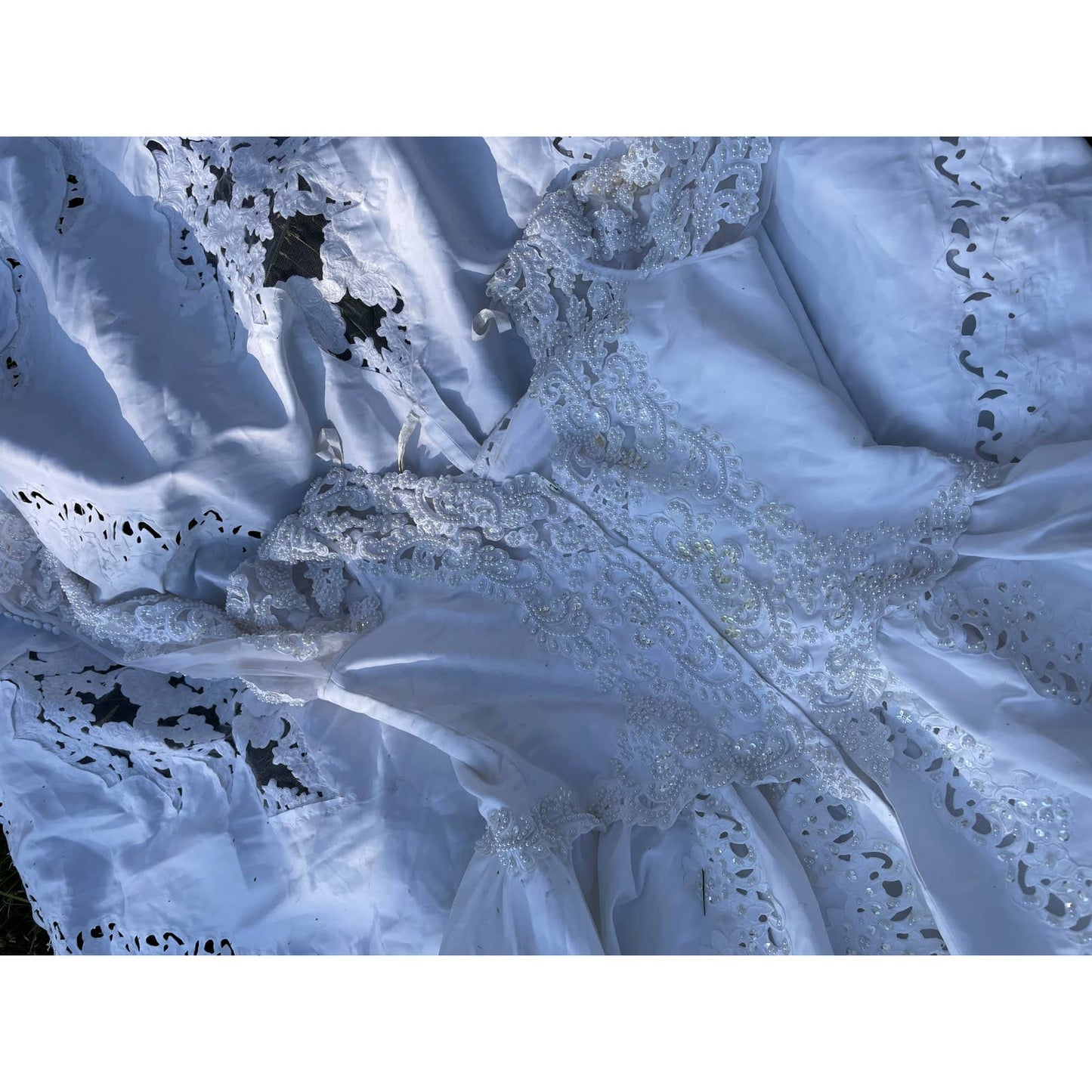 Vintage Forever Yours David’s Bridal Wedding Dress with Long Train