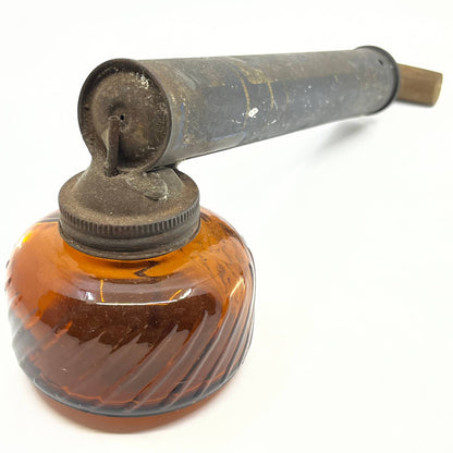 Pump Action Bug Sprayer With Amber Glass Canister Chapin TC7