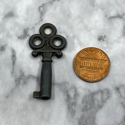 Antique Victorian Skeleton Cabinet Key Open Barrel SA2