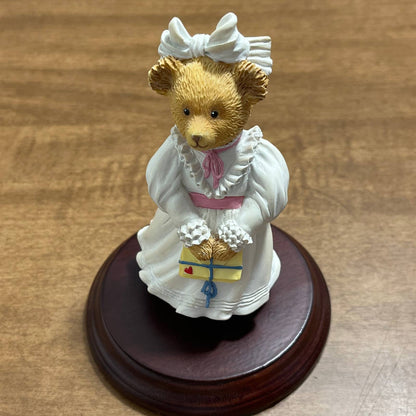 DEPT 56 UPSTAIRS DOWNSTAIRS BEARS Kitty Bosworth Eldest of Bosworth Children TA2