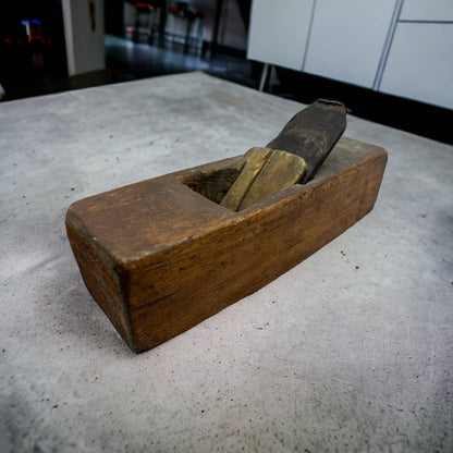 Primitive Handmade Wood Coffin Block Plane Carpenter Woodworking 11” TI7