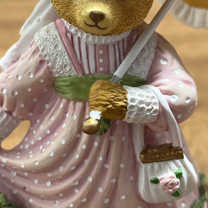 DEPT 56 UPSTAIRS DOWNSTAIRS BEARS Daphne Bonnett Pretty as a Picture TA2