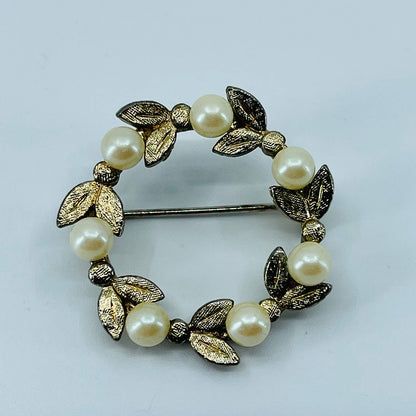 Vintage Art Nouveau Floral Wreath Faux Pearl Brooch Gold Tone SA6