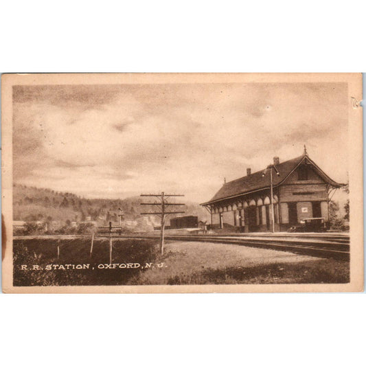 RR Station Oxford New Jersey 1937 - Original Postcard TJ9-P1