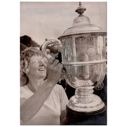 1975 Original Press Photo Ladies' Golf Sandra Palmer Women's Open ~6x8 AD1-1