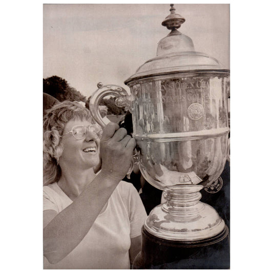 1975 Original Press Photo Ladies' Golf Sandra Palmer Women's Open ~6x8 AD1-1