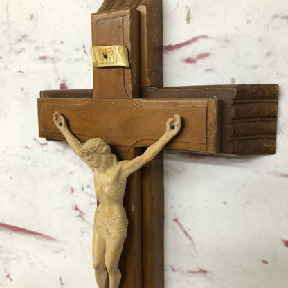 Vintage Last Rites Crucifix Solid Wood Cross with Resin Jesus 13"x8"x2" TG4