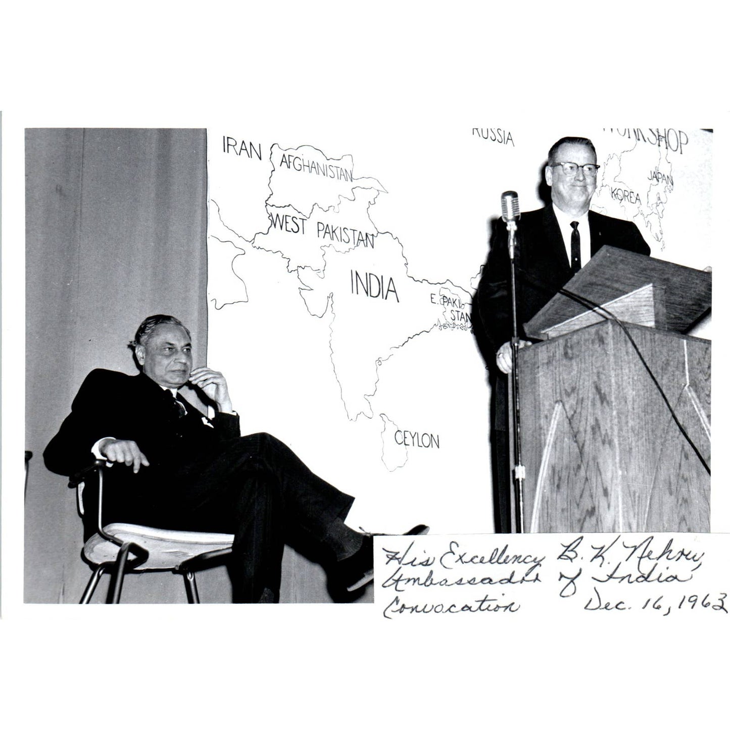 Ambassador of India B.K. Nehru Yankton Convocation 1963 5x7 Photo TK1-P11