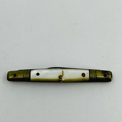 Vintage Mother of Pearl Pocket Pen Knife 2 1/2” SC4-2