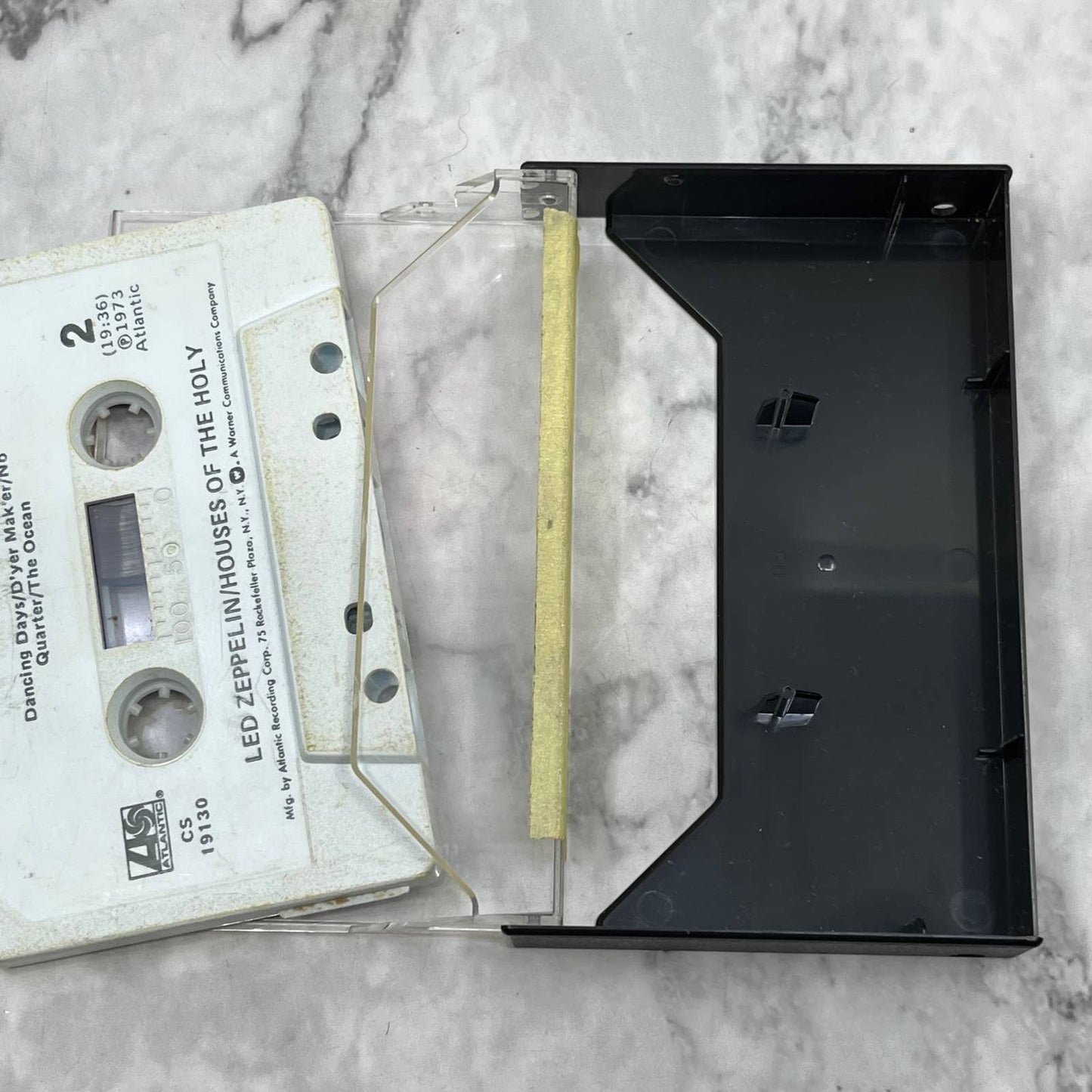 Led Zeppelin - Houses of the Holy - No Jacket Cassette Tape TJ6-86