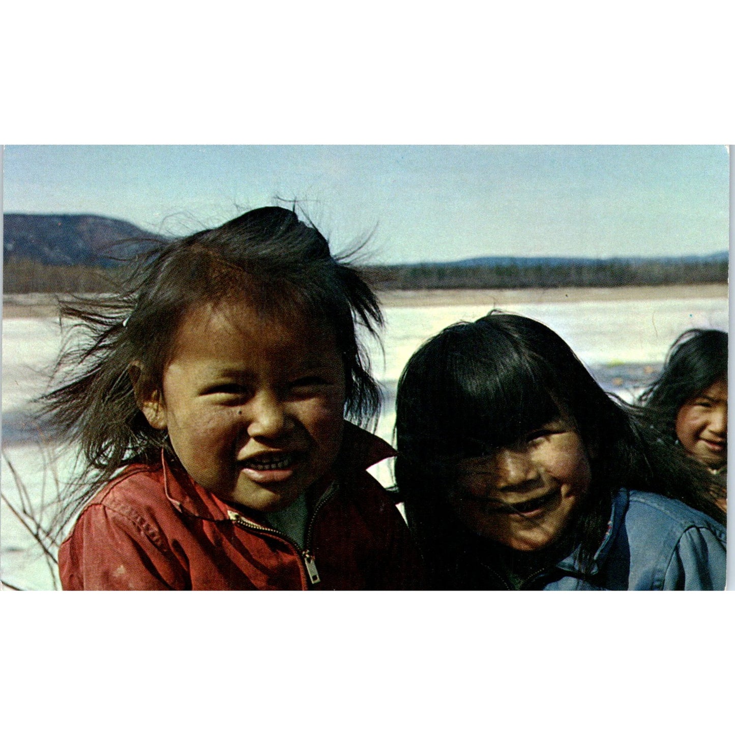 Alaskan Eskimo Children - Original Postcard P3-4