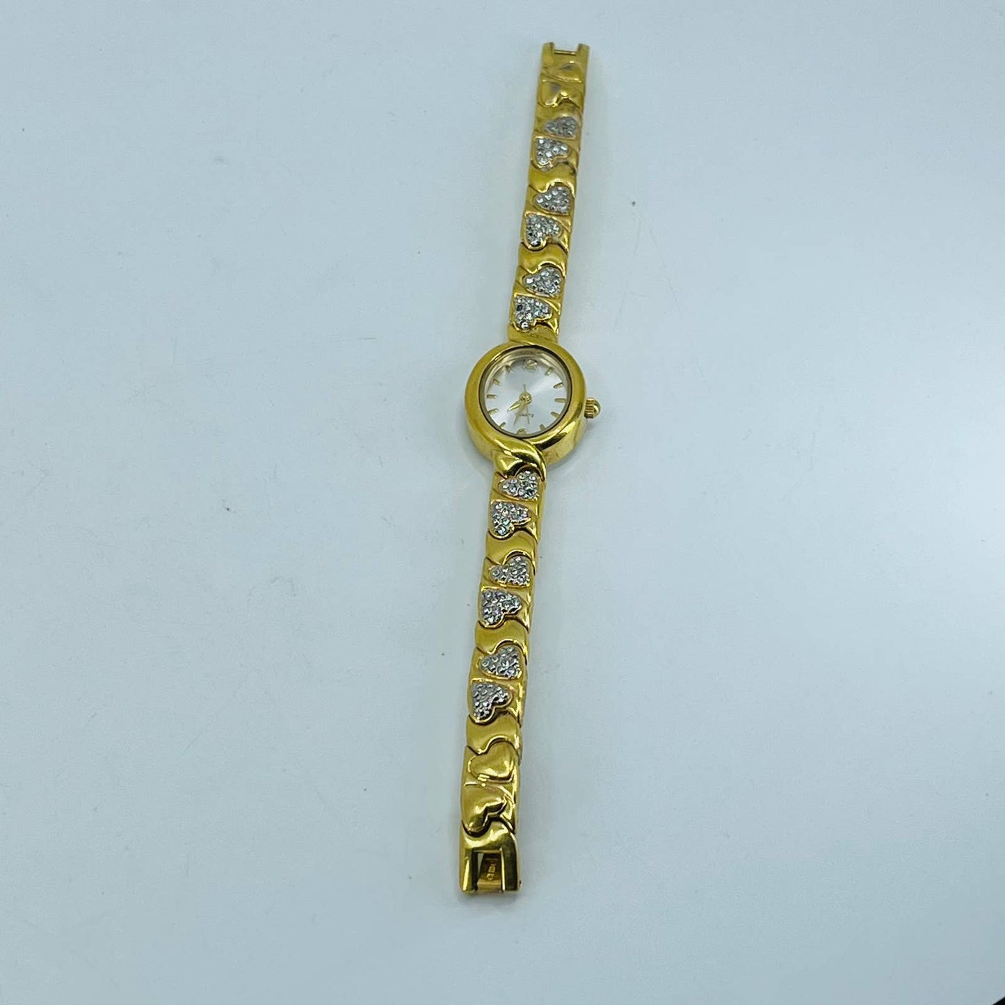 Vintage Gold Tone Hearts Watch Metal Bracelet Clasp Band SA9