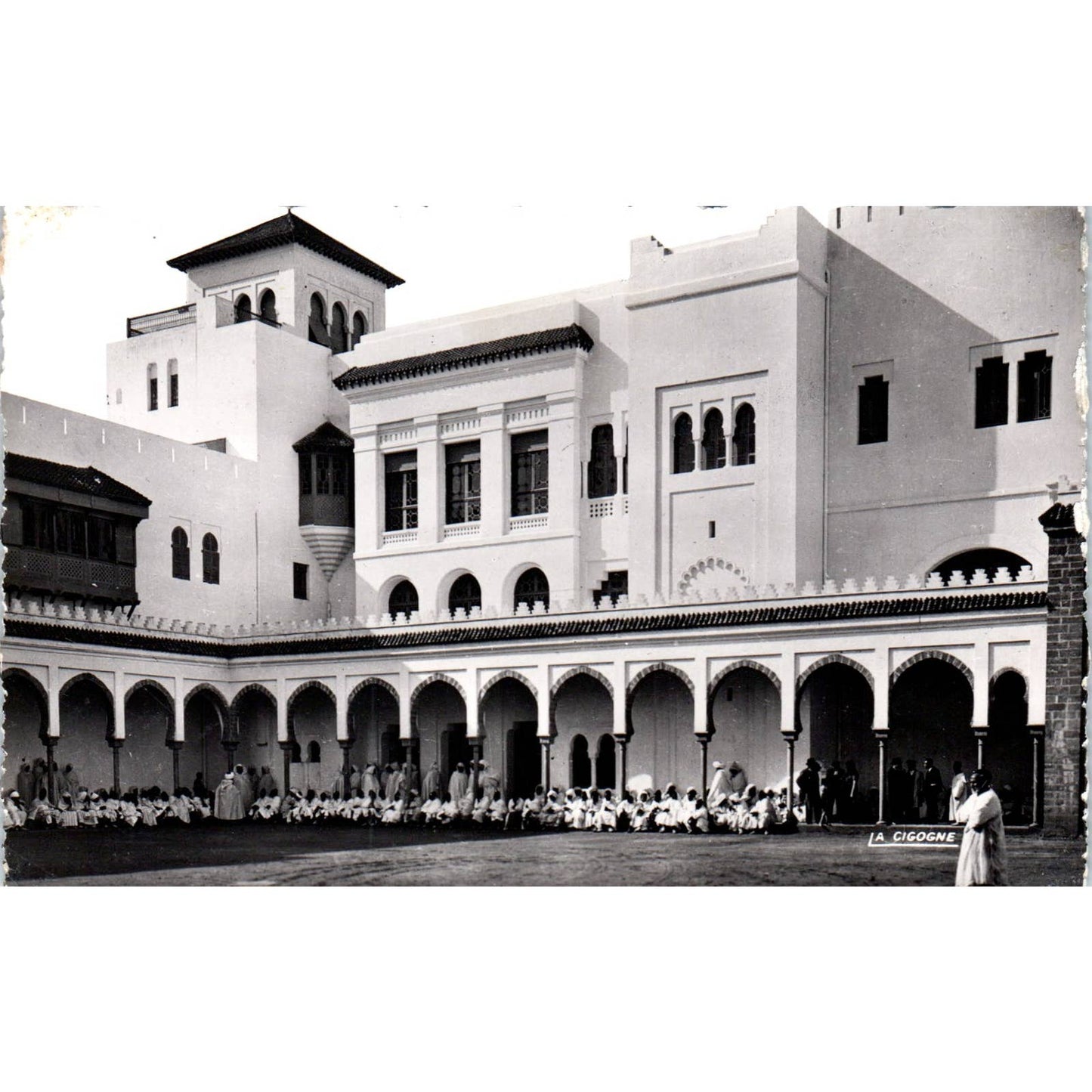 Morocco - Rabat - Sultan's Palace - Original RPPC Postcard TJ9-P1