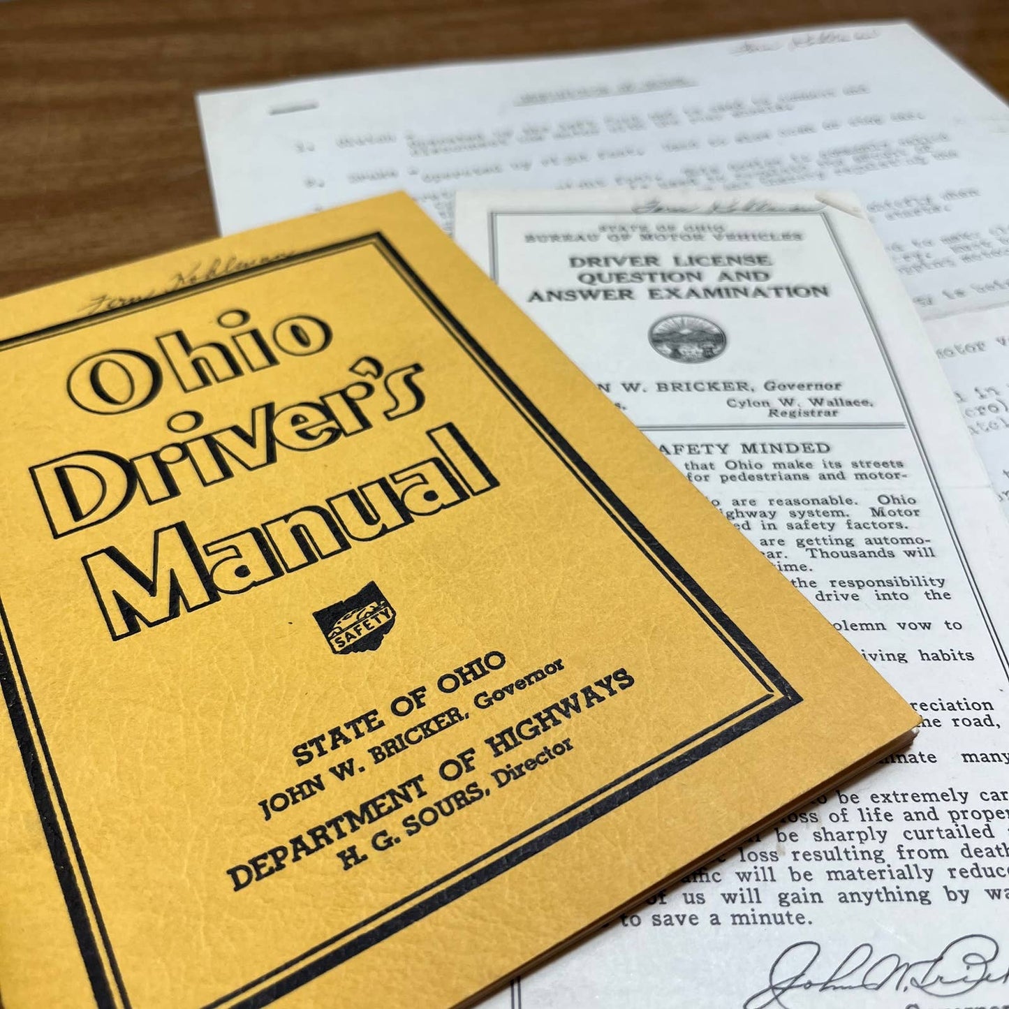 Vintage 1942 Ohio Driver’s Manual Definition of Terms and Q & A Brochure B1