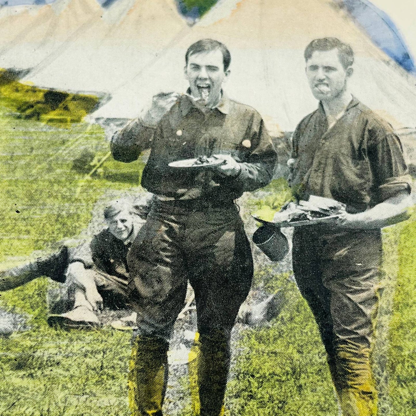 1898 Stereoview Card Tinted Spanish-American War US Army Troops Eating Lunch