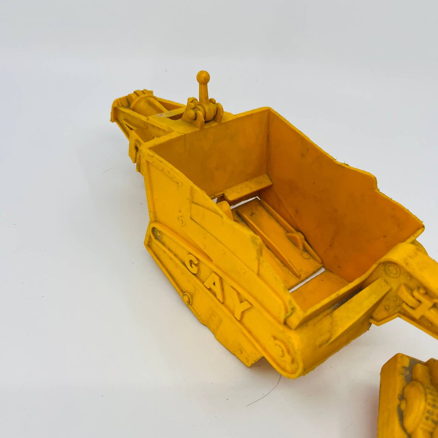 Vintage Gay Toys Inc. Plastic Yellow Construction Vehicle Excavator 14” TE1