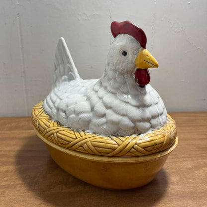 HUGE Vintage Hand Painted Ceramic NESTING HEN 10 x 8” TF6