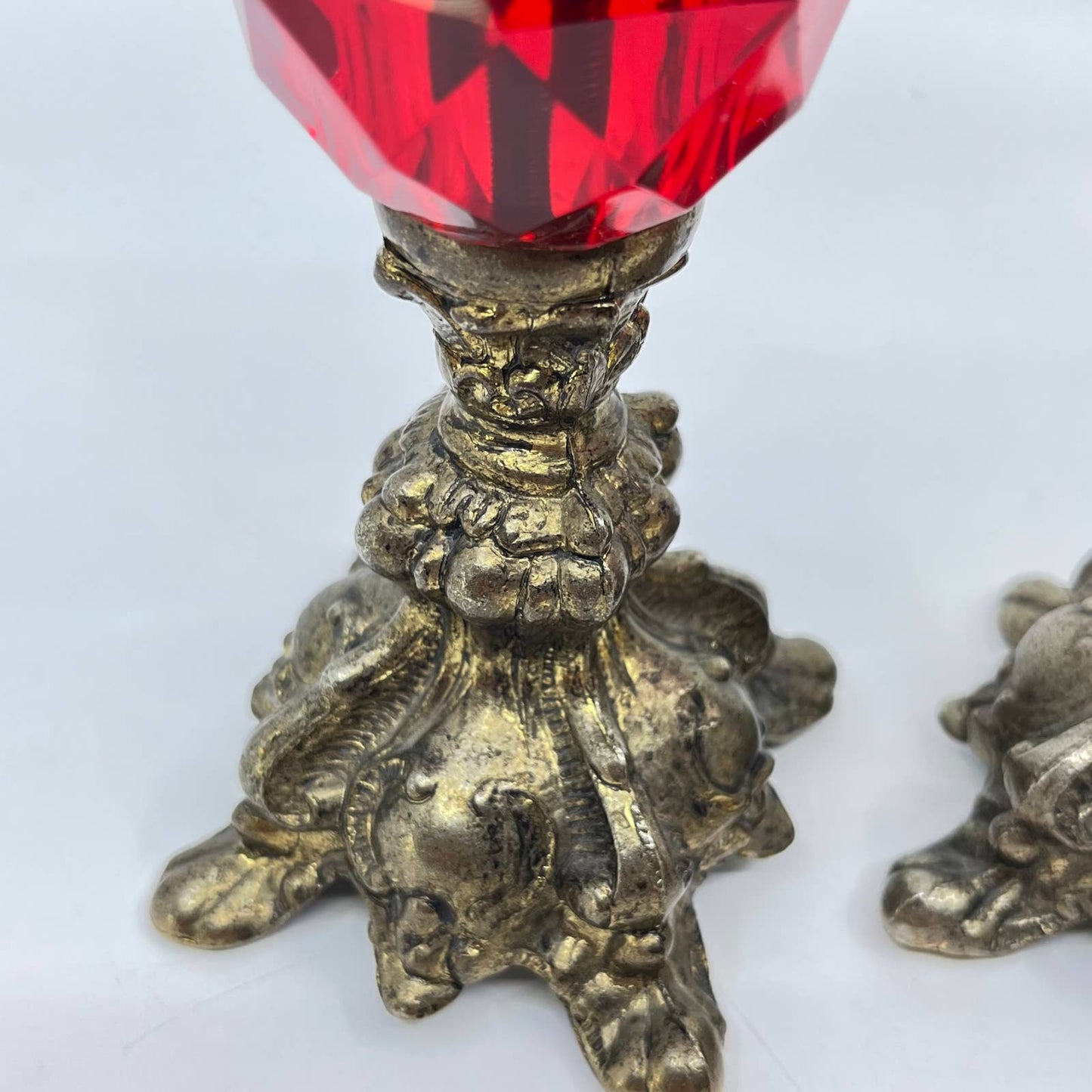2 Vintage Hollywood Regency Metal Red Lucite Candlesticks Candle Holders 8” TF4