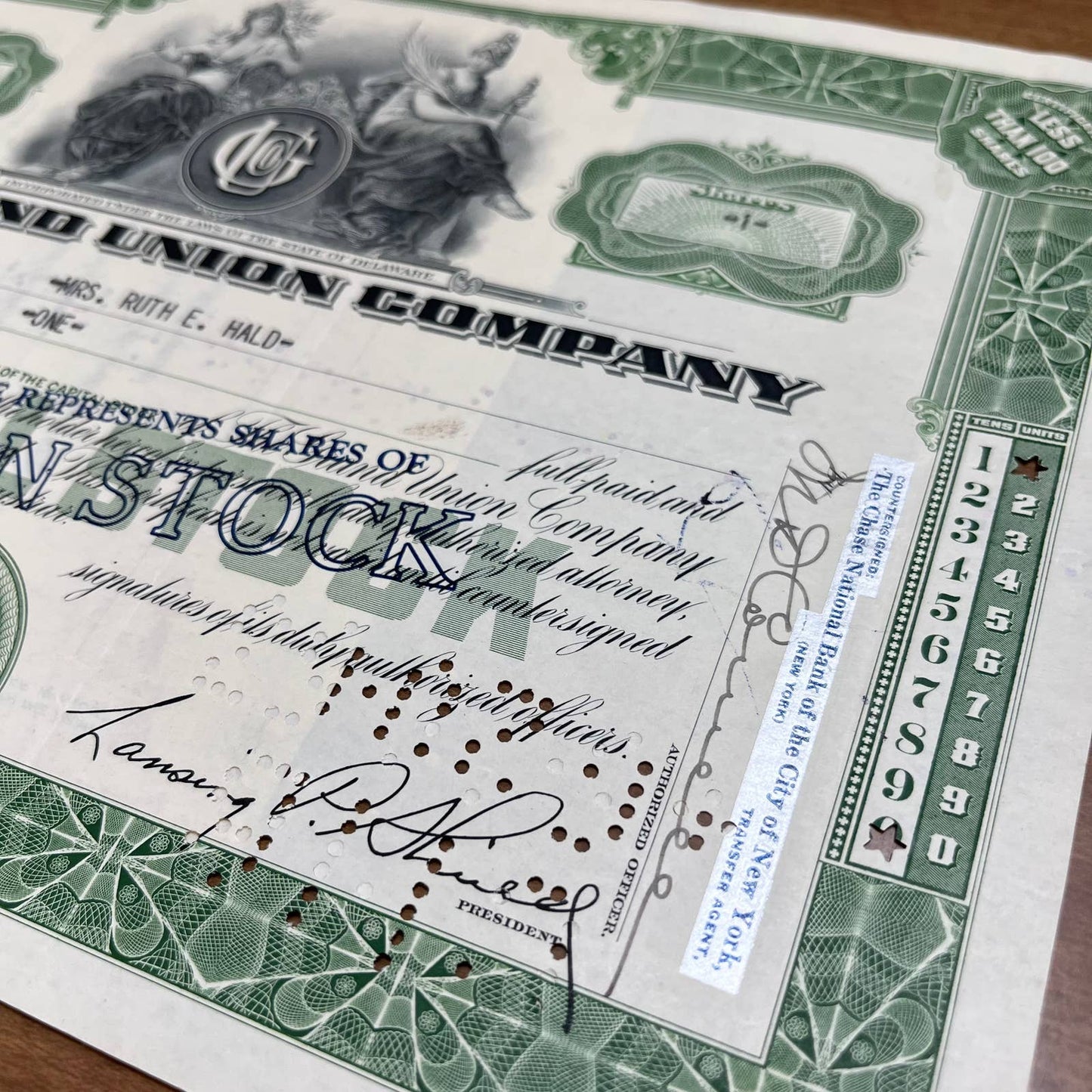 Antique 1952 Stock Certificate The Grand Union Company New York NY B5