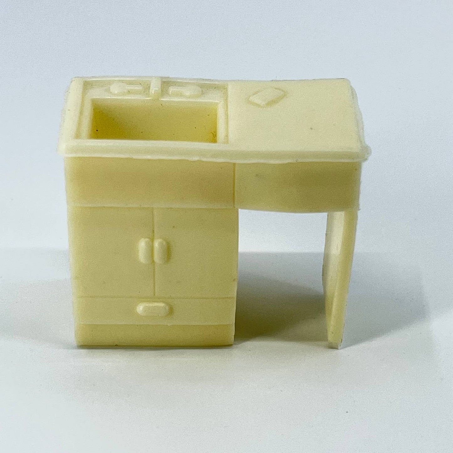 Vintage Superior Toys Dollhouse Furniture White Sink SD1