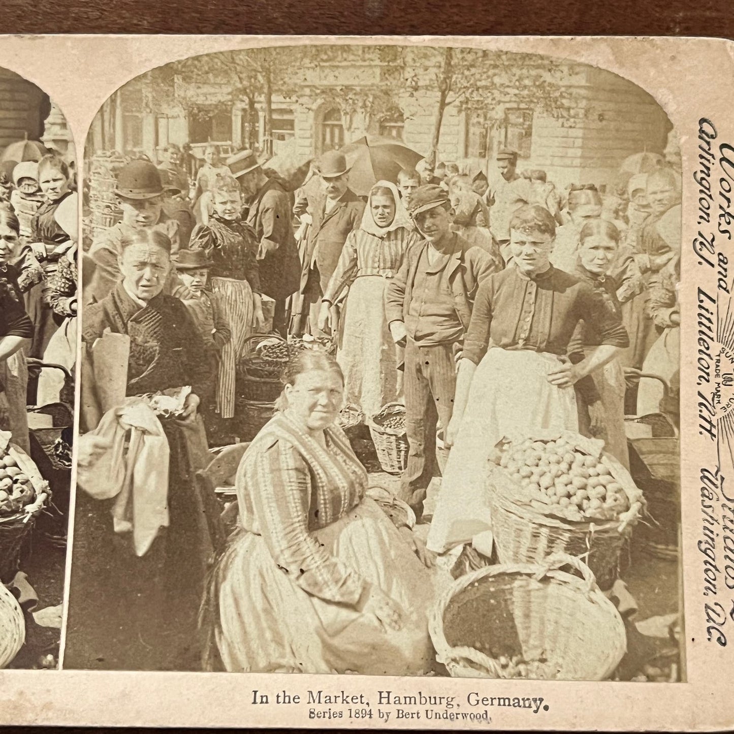 The Market at Hamburg Germany 1894 Antique Stereoview Card TJ9-V3