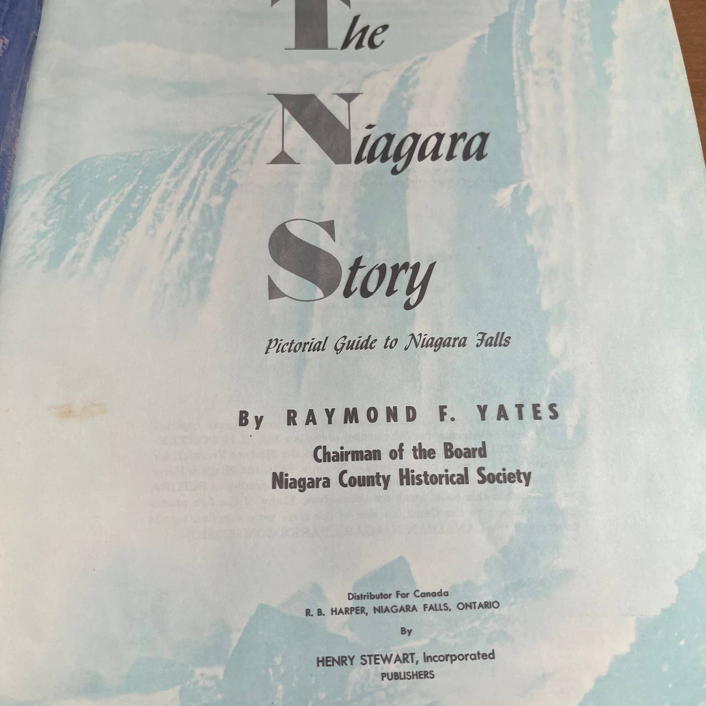 1960 “The Niagara Story” Niagara Falls Ontario Souvenir Picture Book A3