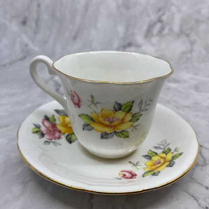 ELIZABETHAN Teacup and Saucer, by Taylor & Kent England Fine Bone China TD1