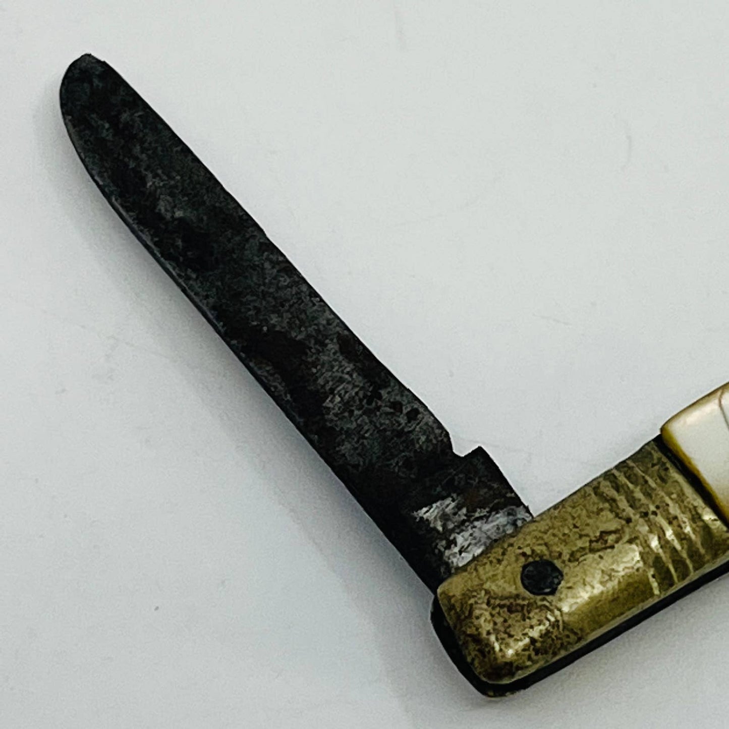Vintage Mother of Pearl Pocket Pen Knife 2 1/2” SC4-2