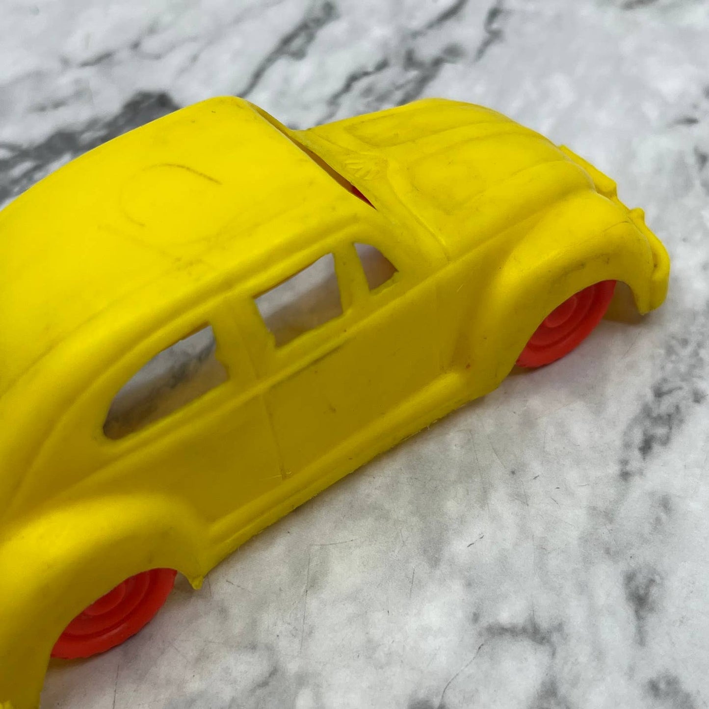 1950s VW Volkswagen Beetle Plastic Car Toy 4.5" TJ9