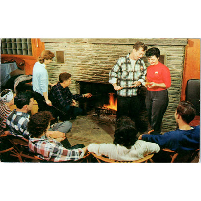 Vintage Postcard Weiner Roast Honeymoon Haven Dingmans Ferry PA TD8-P2