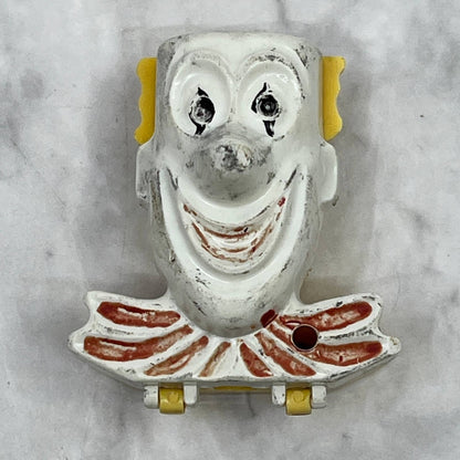 Vintage Clown Thread Dispenser With Thimble Hat 1 1/2” Etui SE7