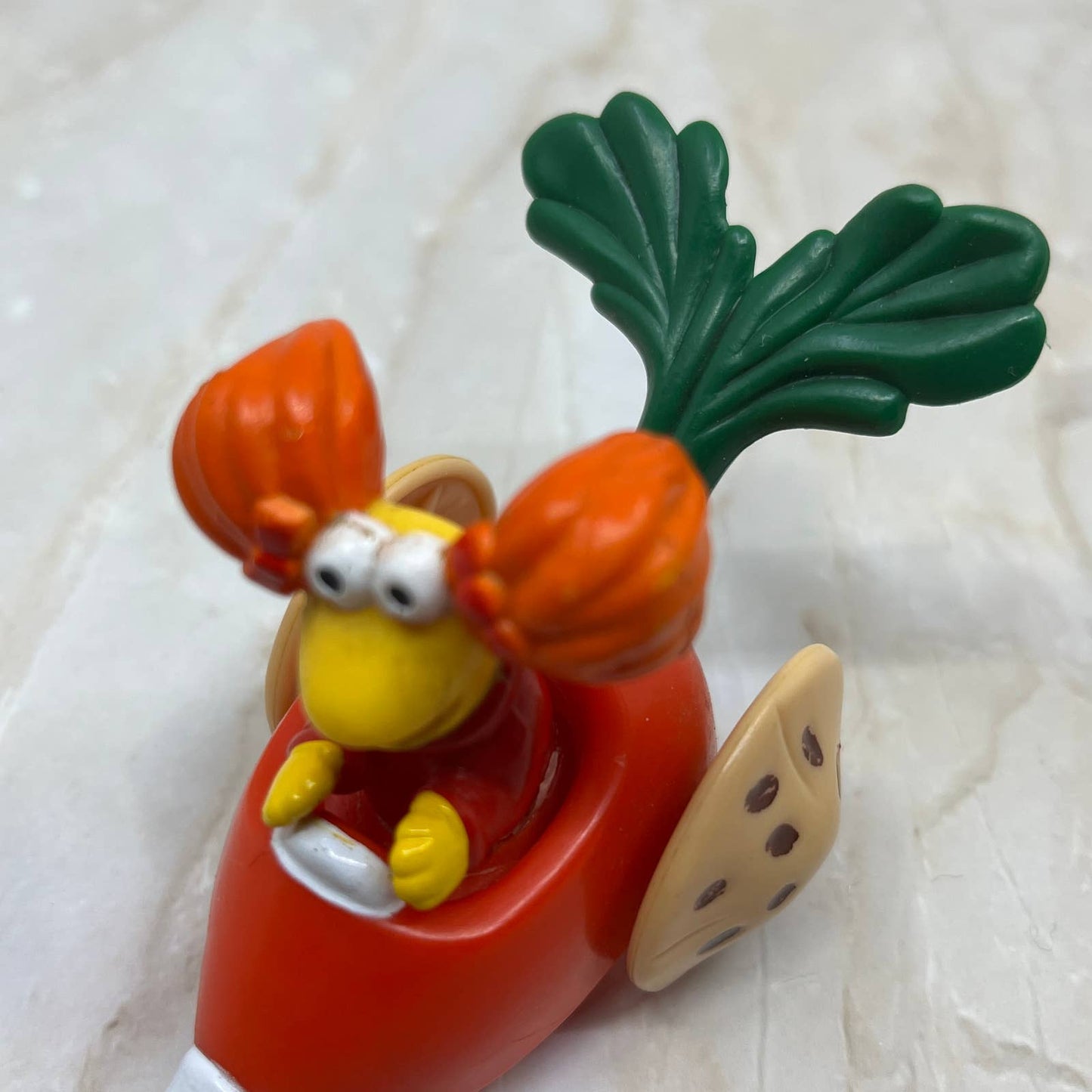 McDonalds Happy Meal Toy 1988 Fraggle Rock Red Fraggle Maggy Raddish TC5-S1