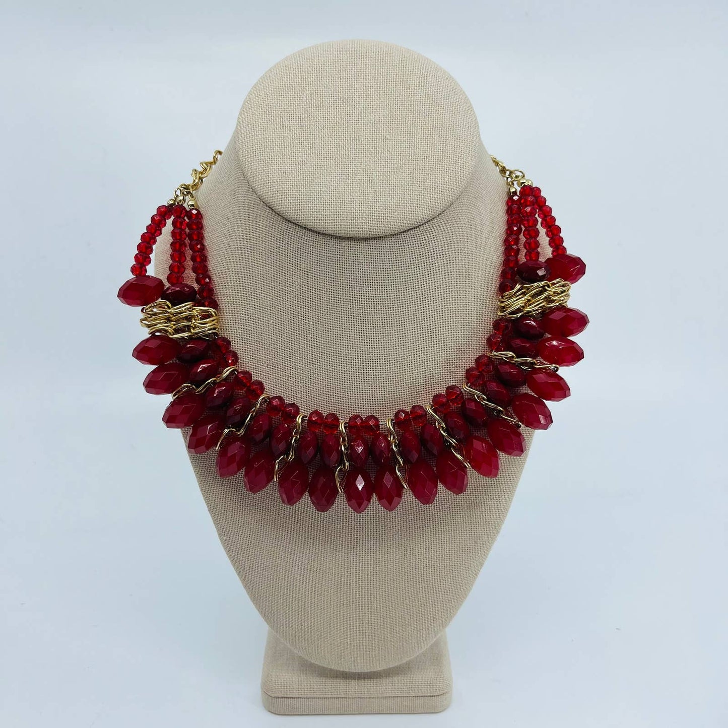 Vintage MCM Red Lucite Bead Gold Tone Chunky Statement Bob Necklace SB2