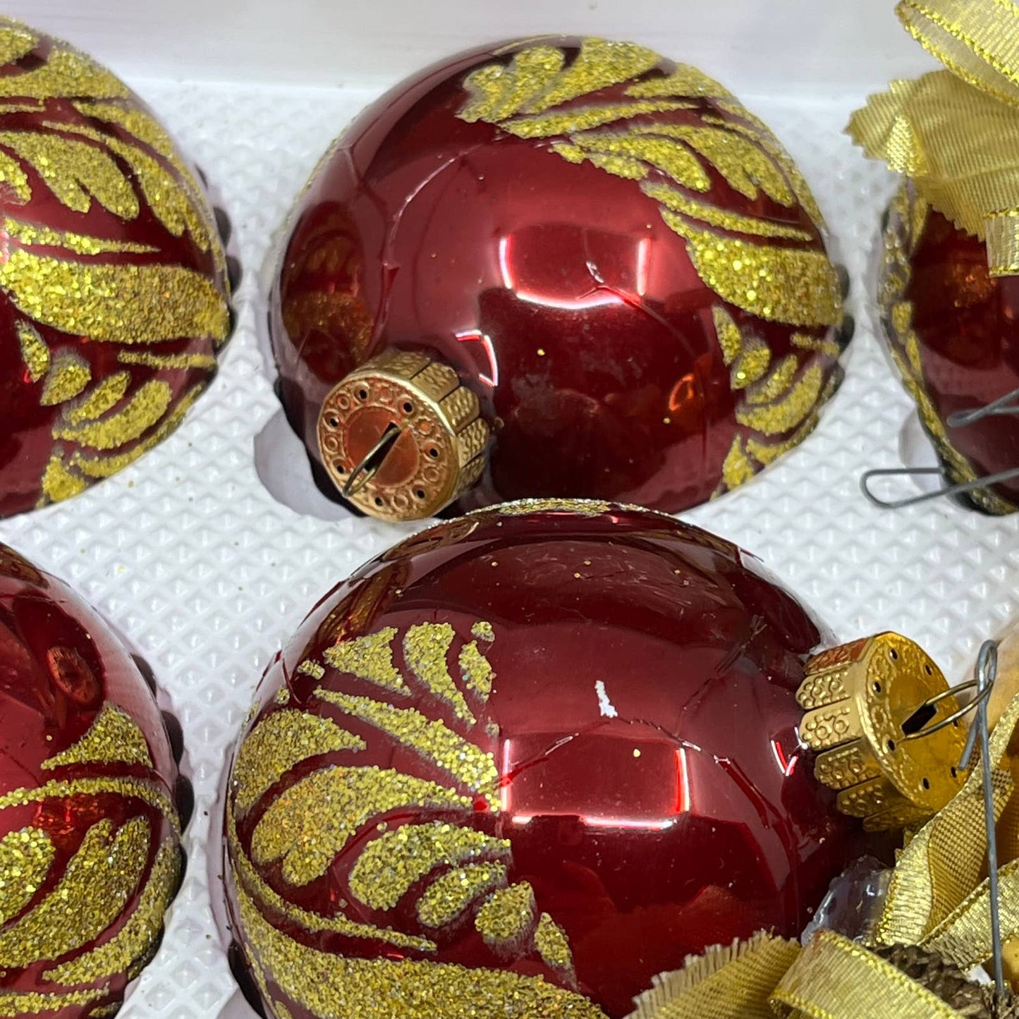 Visions by HOLLY 16 Vintage 2 5/8" Glass Ornaments Box Red Stencil Gold OT1