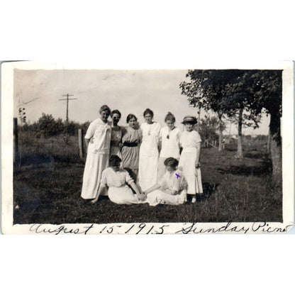 1915 Photograph Ladies in White Dresses Sunday Picnic 2.5x4" SE5