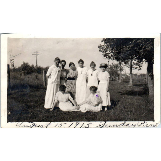1915 Photograph Ladies in White Dresses Sunday Picnic 2.5x4" SE5