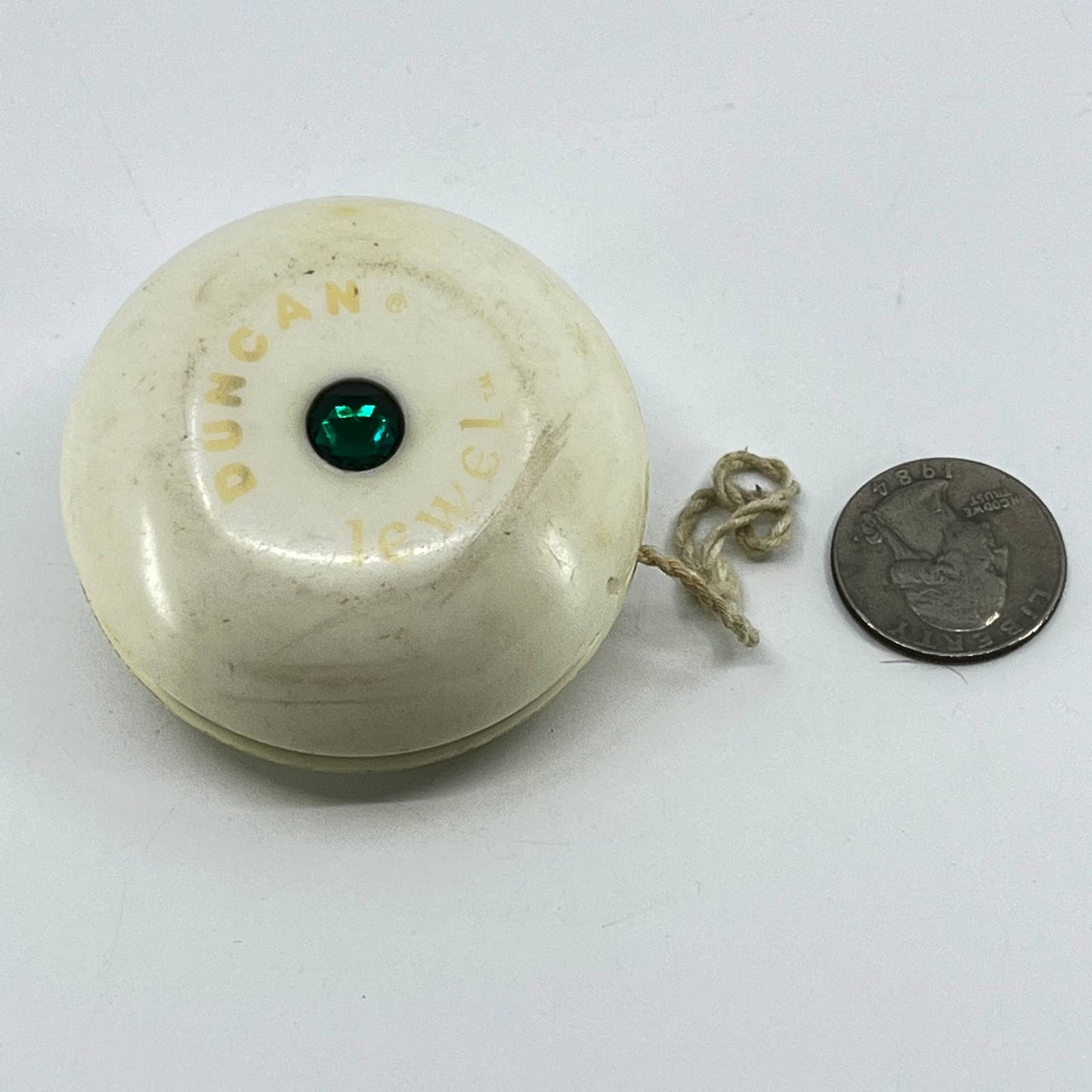 Vintage Duncan Jewel Yo-Yo Green Red TE3