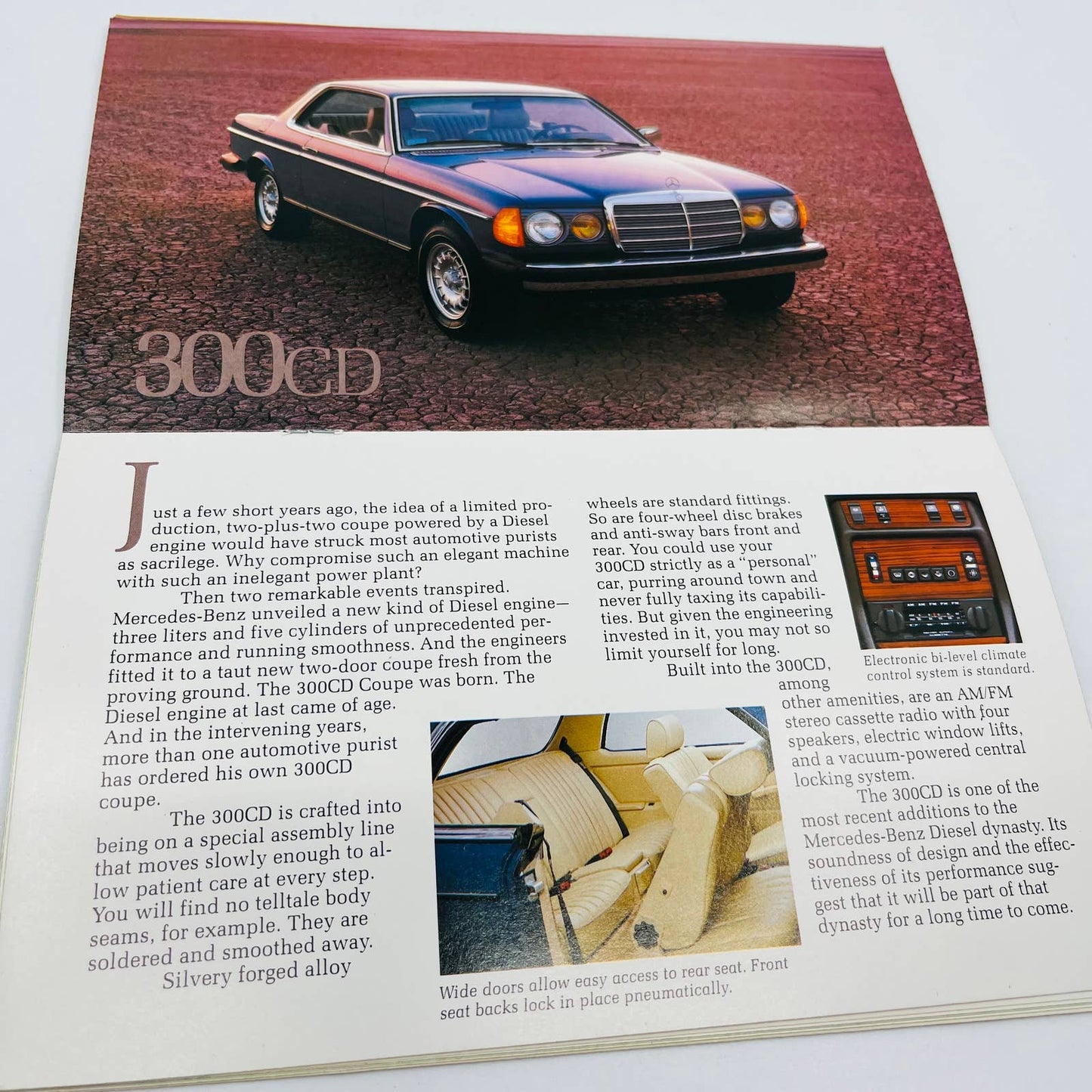 1981 Mercedes-Benz Sales Brochure 240D 280E 200CE 300D 300CD 300TD 300SD SEL BA1