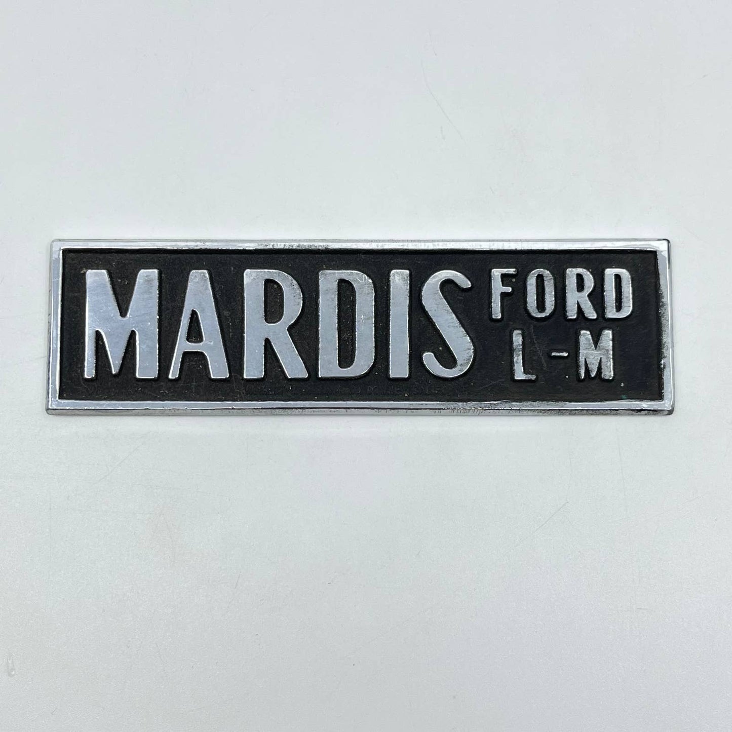Vintage Metal Mardis Ford Emblem Sommerset PA SD3