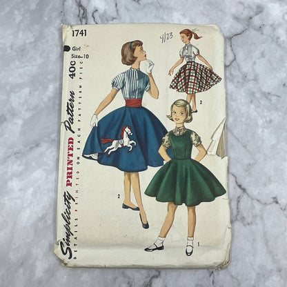 1960 Simplicity Girls Size 10 Sewing Pattern Child Jumper, Blouse & Skirt TI7