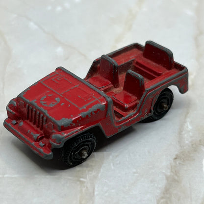 1950s Metal Tootsietoy Army Jeep Light 2 1/4" Long Red SC8