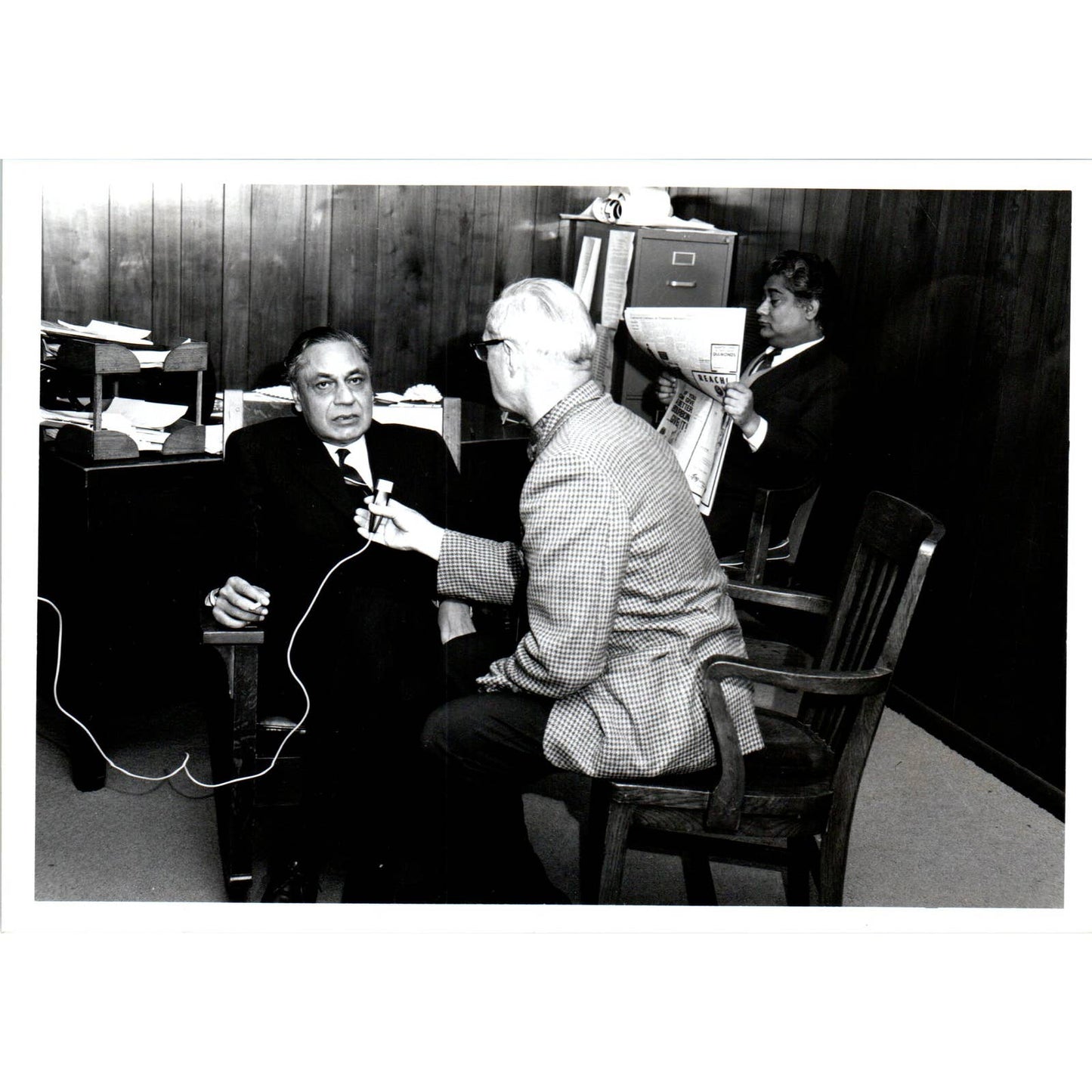 India Ambassador Nehru Interviewed by WNAX 1963 Original Photo 5x7 TK1-P4