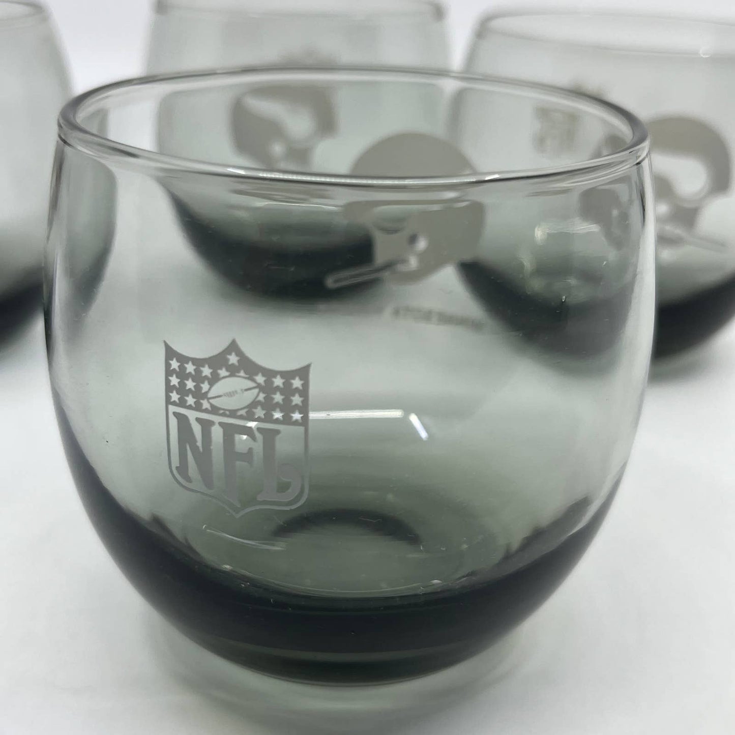 1970s Minnesota Vikings NFL Roly Poly Lowball Glasses Smoke Gray Set of 4 TG7